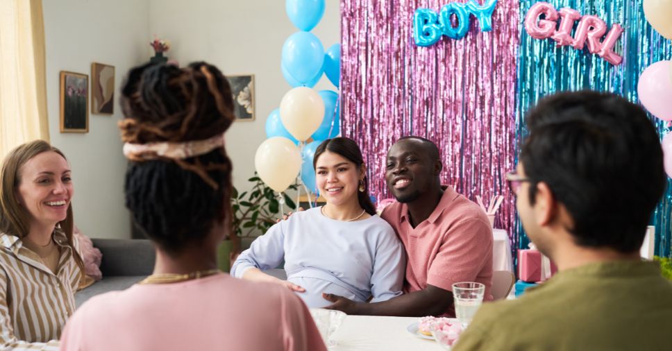 5 benefícios de usar brinquedos infláveis no chá revelação!