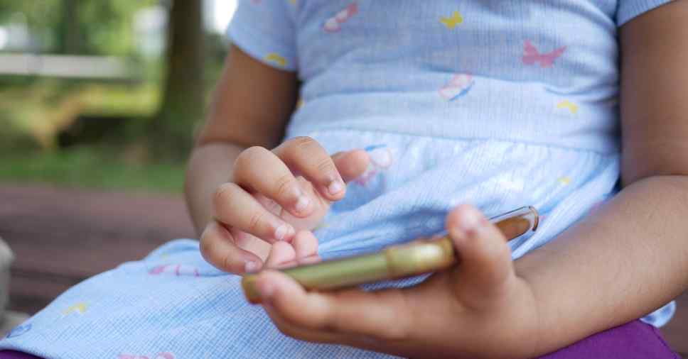 Aparelhos eletrônicos na infância: saiba como reduzir o uso